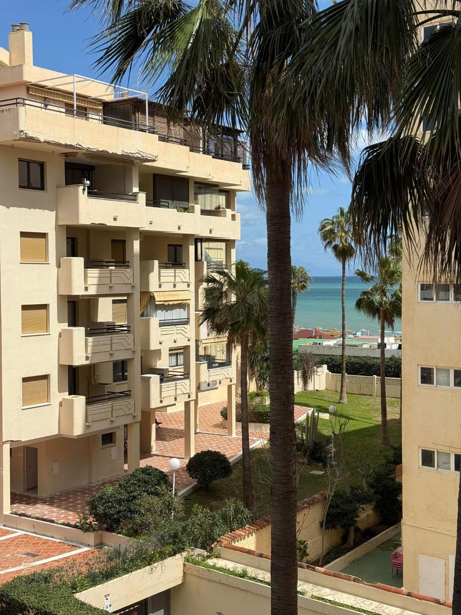 Primera Linea Del Mar - Acceso Directo Playa Carihuela Τορρεμολίνος Εξωτερικό φωτογραφία